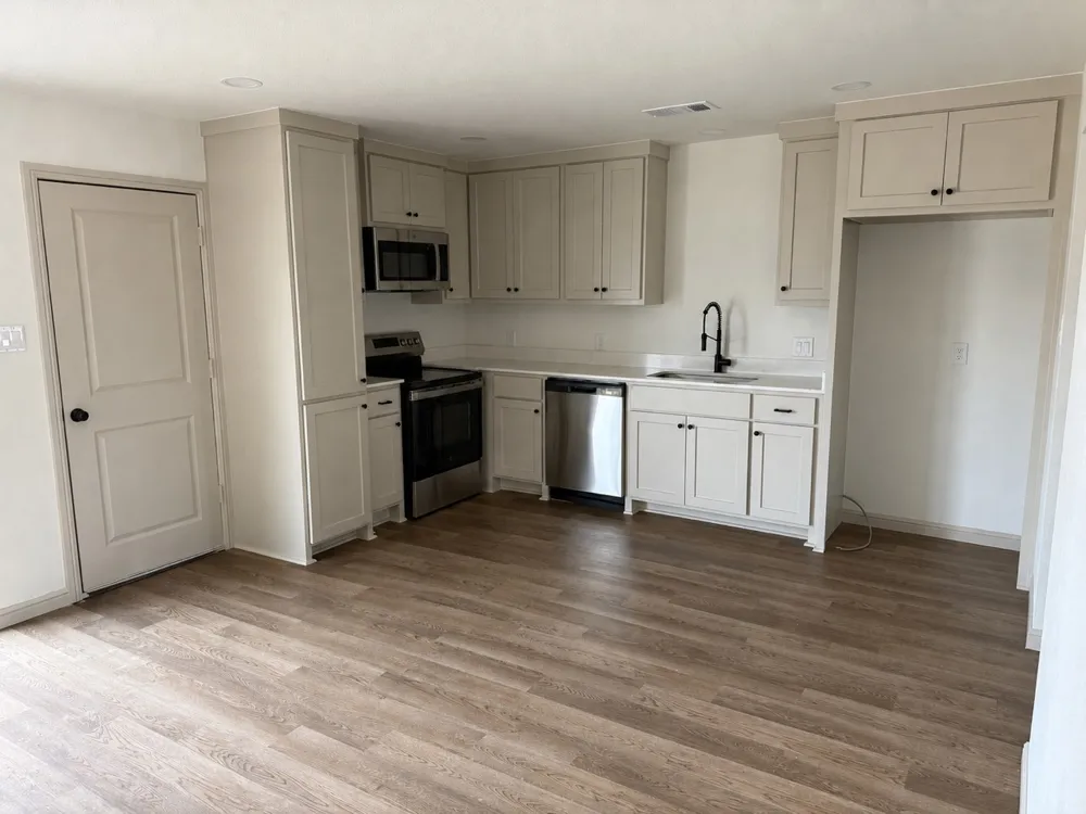 402 Nolan River Road #B Cleburne, TX 76033