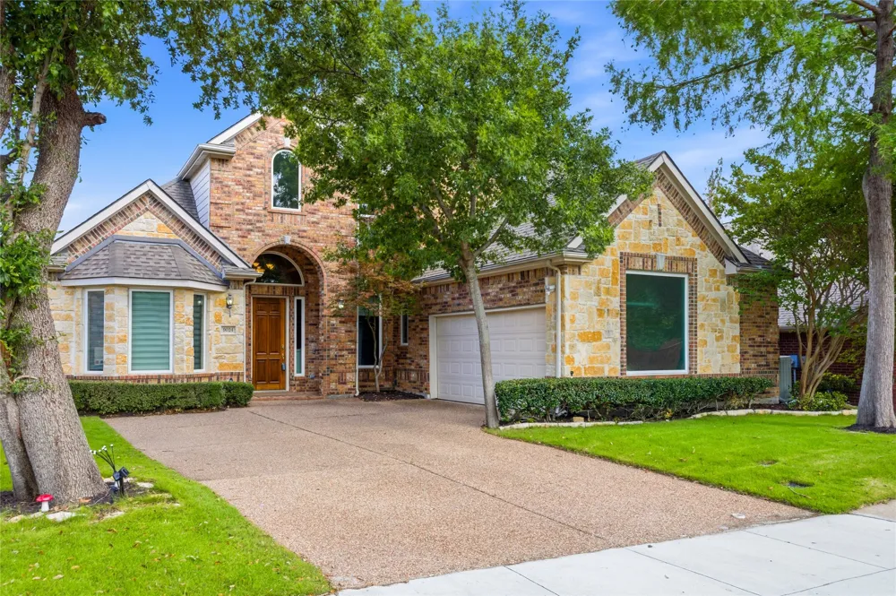 9024 Bottlebrush Lane Irving, TX 75063