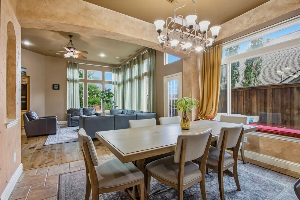 9024 Bottlebrush Lane Irving, TX 75063