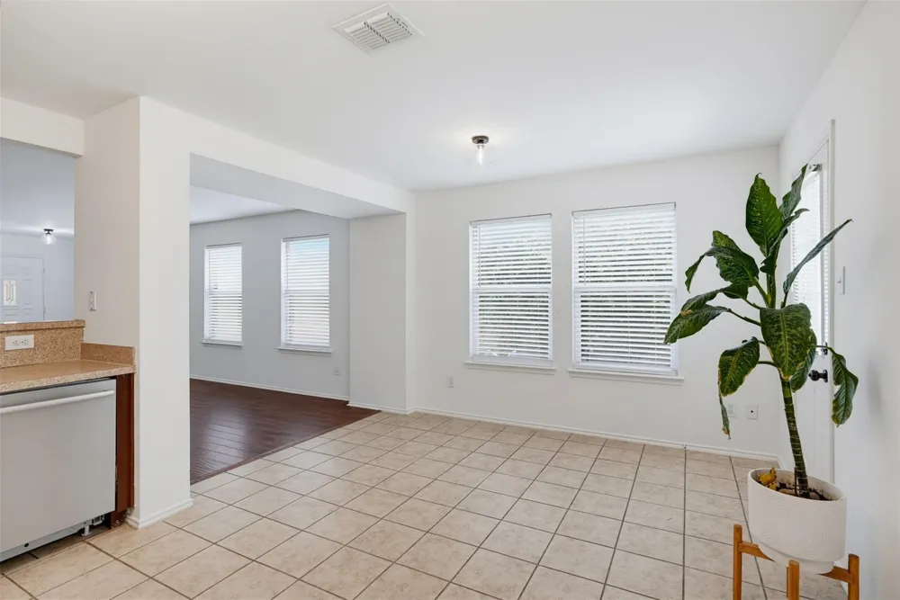 1612 Crown Point Drive Little Elm, TX 75036