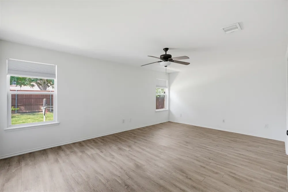 1612 Crown Point Drive Little Elm, TX 75036