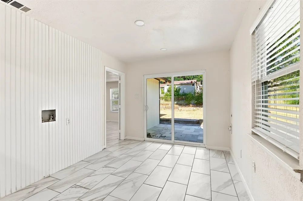 12241 Oberlin Drive Dallas, TX 75243