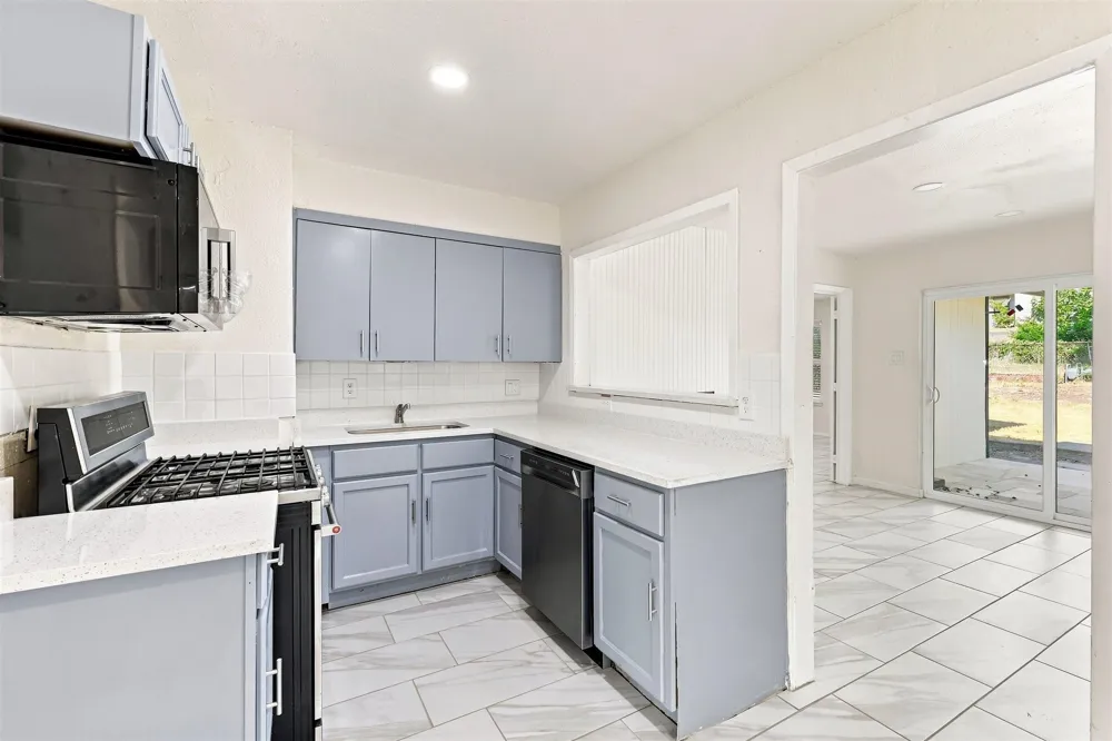 12241 Oberlin Drive Dallas, TX 75243