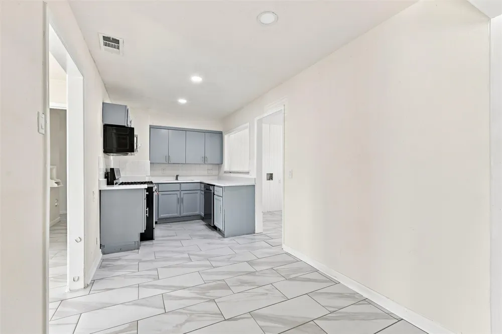12241 Oberlin Drive Dallas, TX 75243