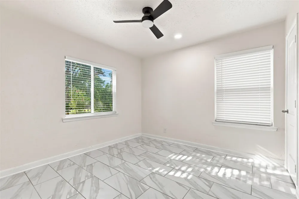 12241 Oberlin Drive Dallas, TX 75243