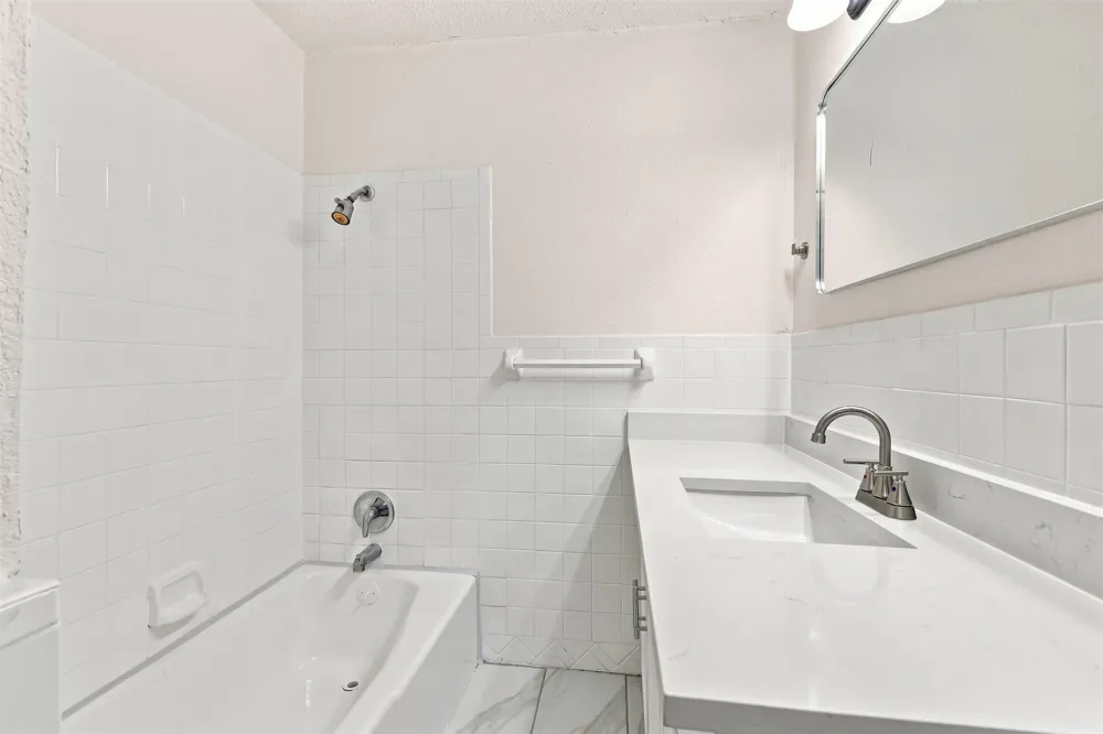 12241 Oberlin Drive Dallas, TX 75243