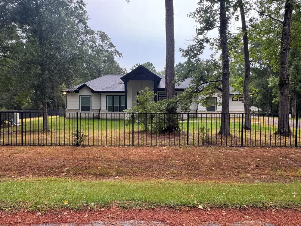 343 Wild Oak Drive Huffman, TX 77336