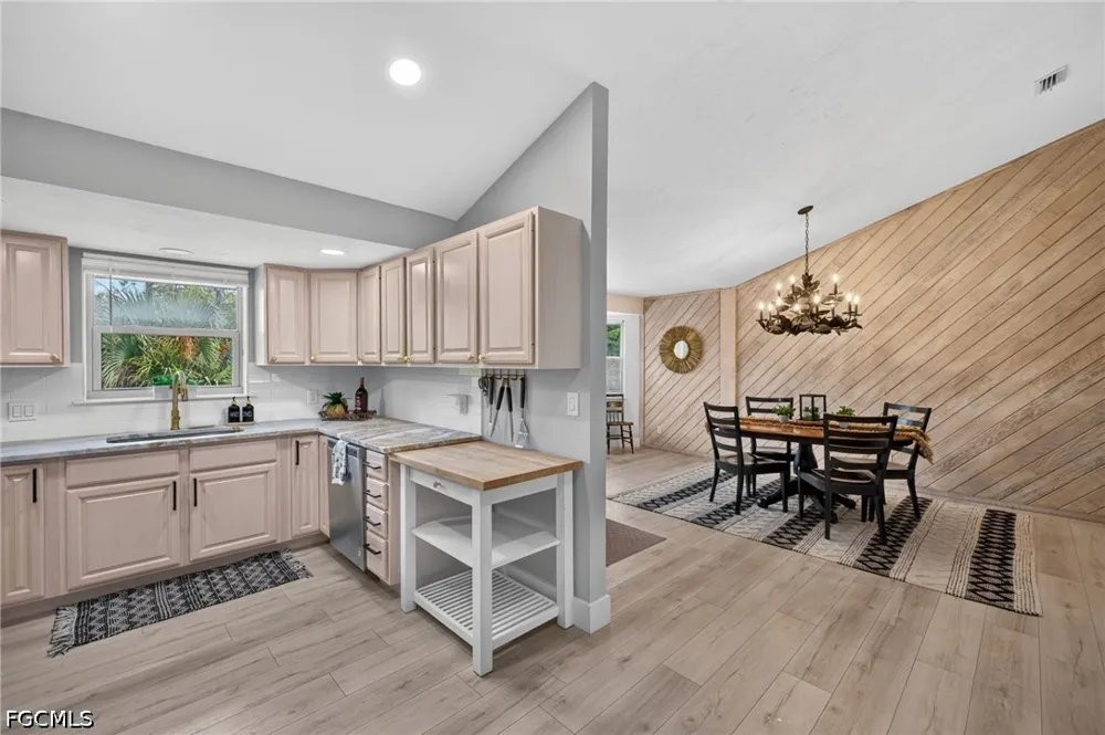 Mockingbird Drive Sanibel, FL 33957