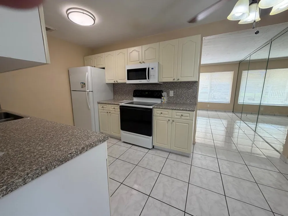 4852 SW 44TH TERRACE Dania Beach, FL 33314