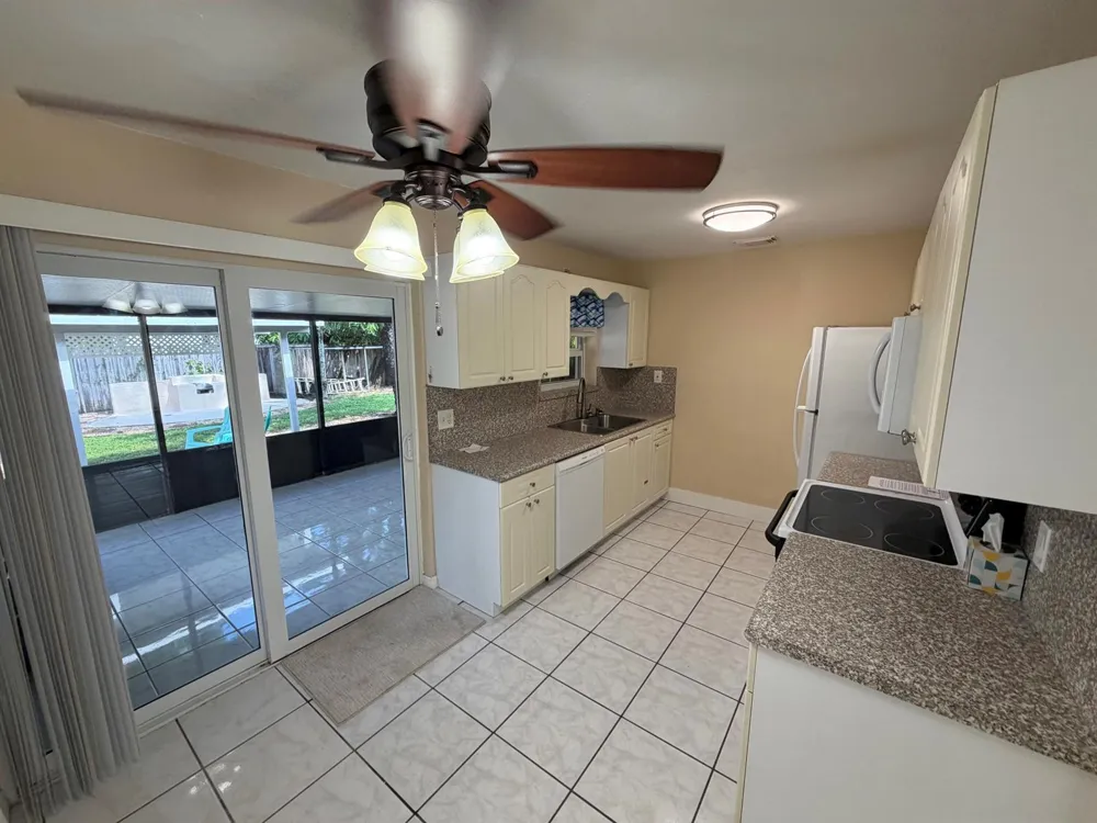 4852 SW 44TH TERRACE Dania Beach, FL 33314