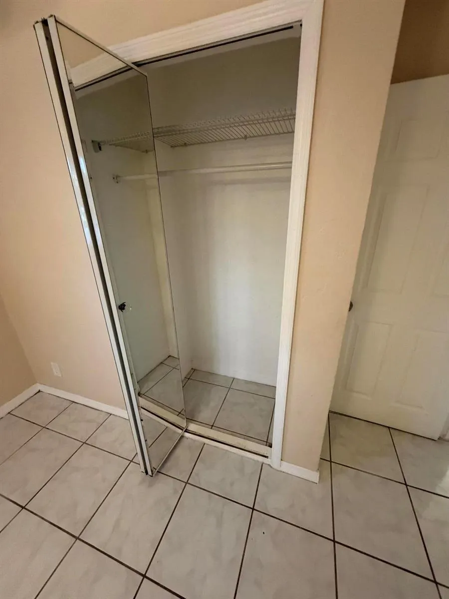 4852 SW 44TH TERRACE Dania Beach, FL 33314