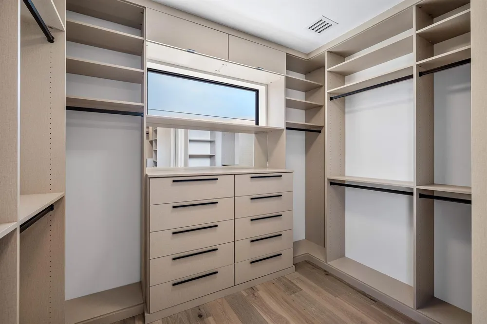 521 SE 4TH AVENUE Delray Beach, FL 33483