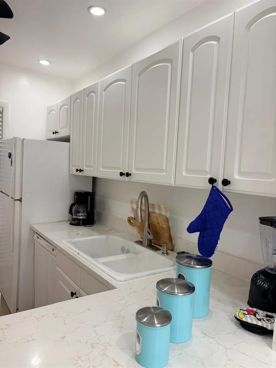 1461 S Ocean Boulevard #318 Pompano Beach, FL 33062