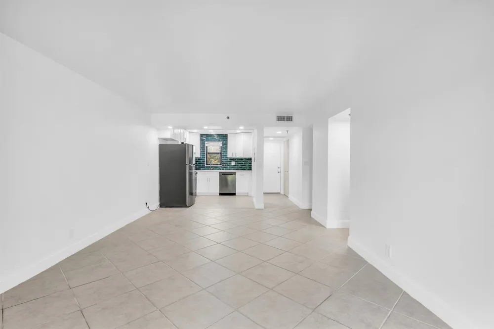 9235 SW 8th Street #405 Boca Raton, FL 33428
