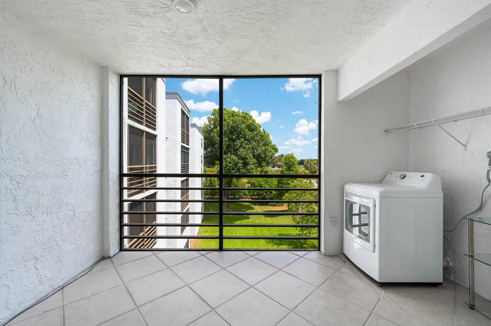 9235 SW 8th Street #405 Boca Raton, FL 33428