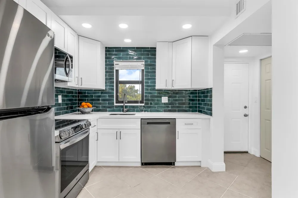 9235 SW 8th Street #405 Boca Raton, FL 33428