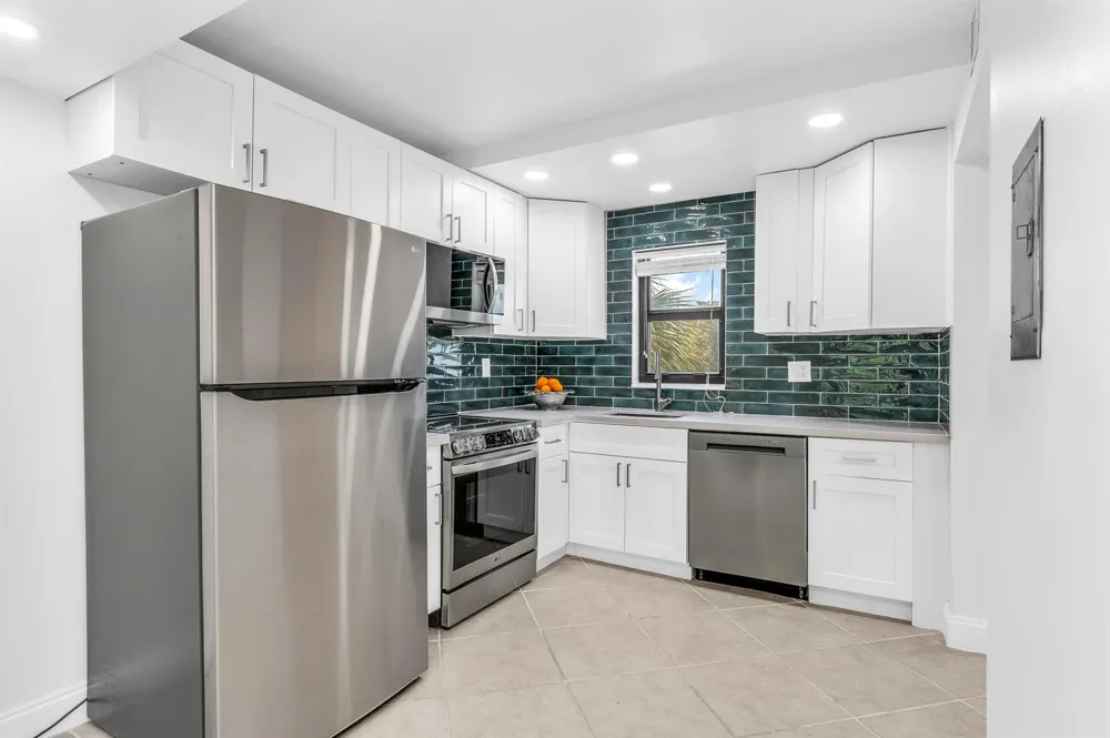 9235 SW 8th Street #405 Boca Raton, FL 33428