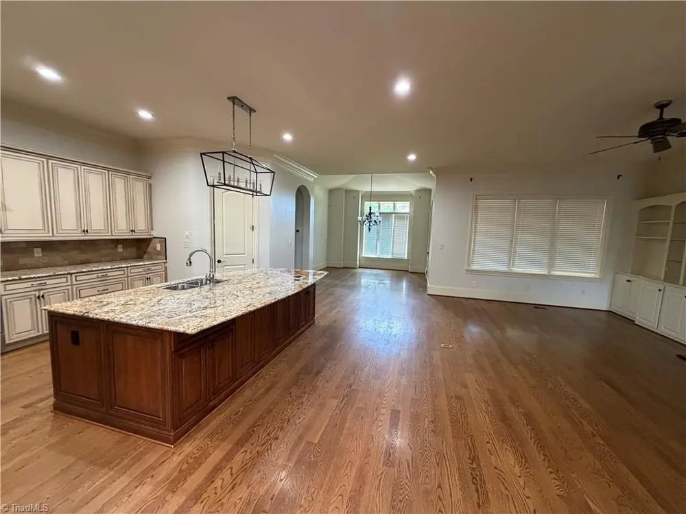 27 Carlson Terrace Greensboro, NC 27410