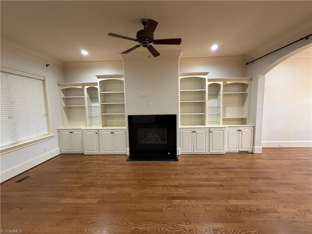 27 Carlson Terrace Greensboro, NC 27410