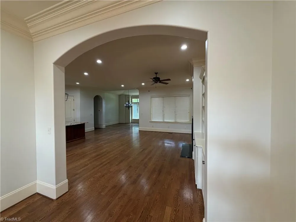 27 Carlson Terrace Greensboro, NC 27410