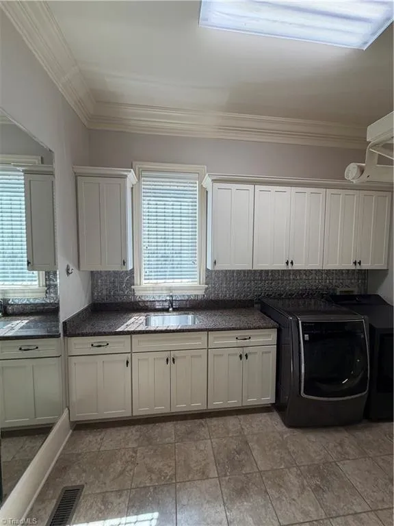 27 Carlson Terrace Greensboro, NC 27410