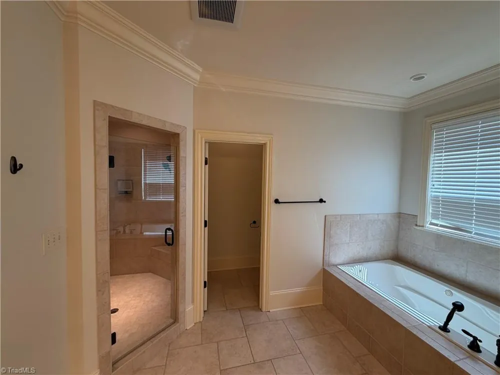 27 Carlson Terrace Greensboro, NC 27410