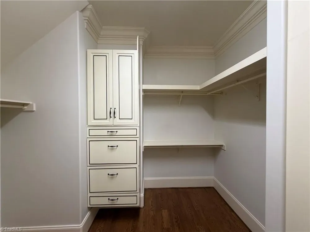 27 Carlson Terrace Greensboro, NC 27410