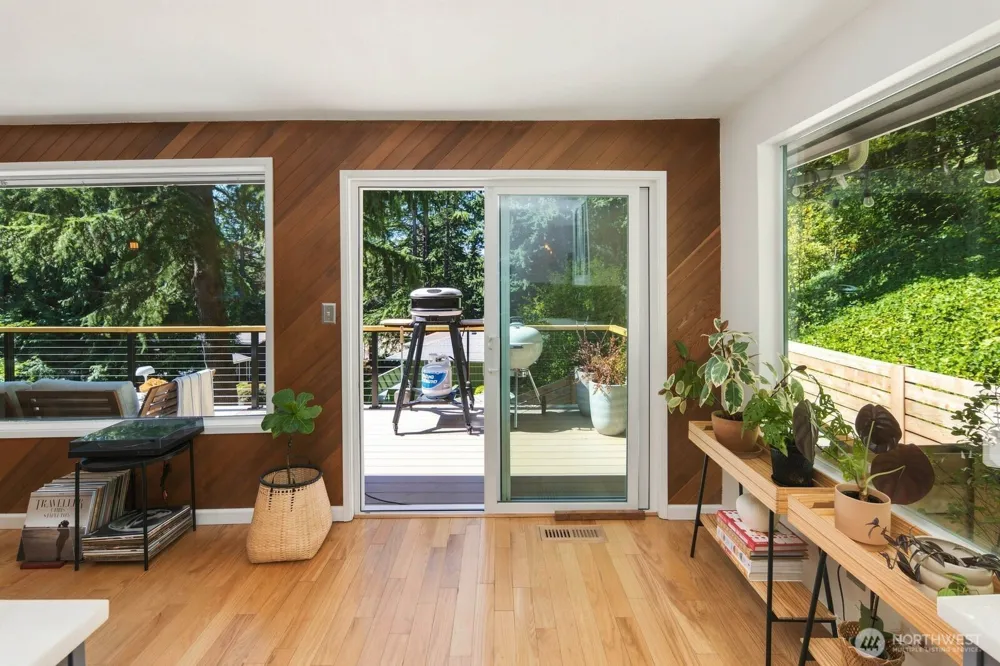 13917 16th Place SW Burien, WA 98166