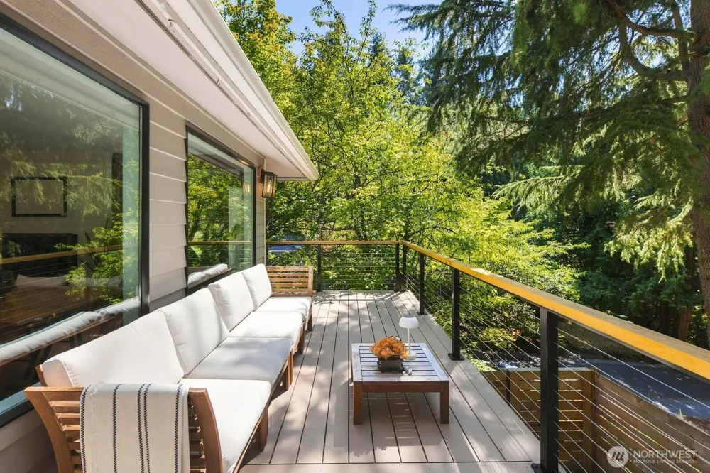 13917 16th Place SW Burien, WA 98166