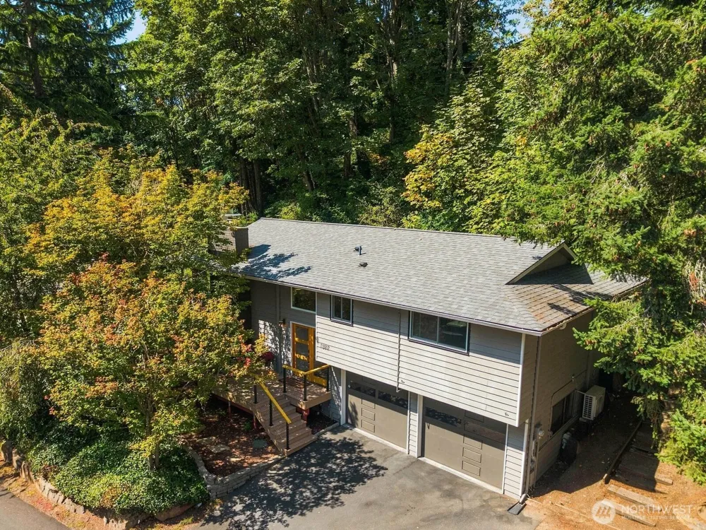 13917 16th Place SW Burien, WA 98166