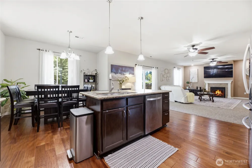 16305 25th Avenue Ct E Tacoma, WA 98445