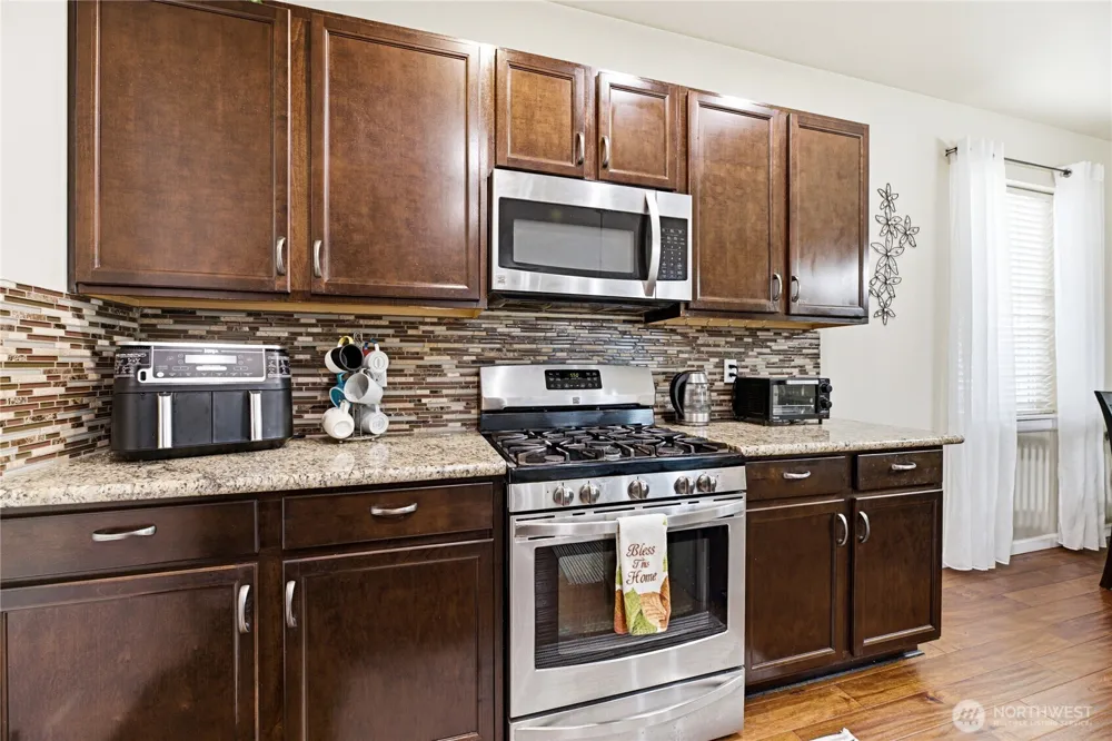 16305 25th Avenue Ct E Tacoma, WA 98445