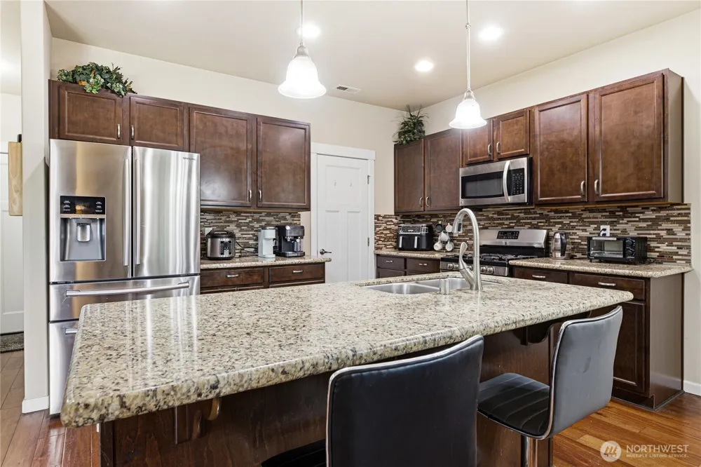 16305 25th Avenue Ct E Tacoma, WA 98445