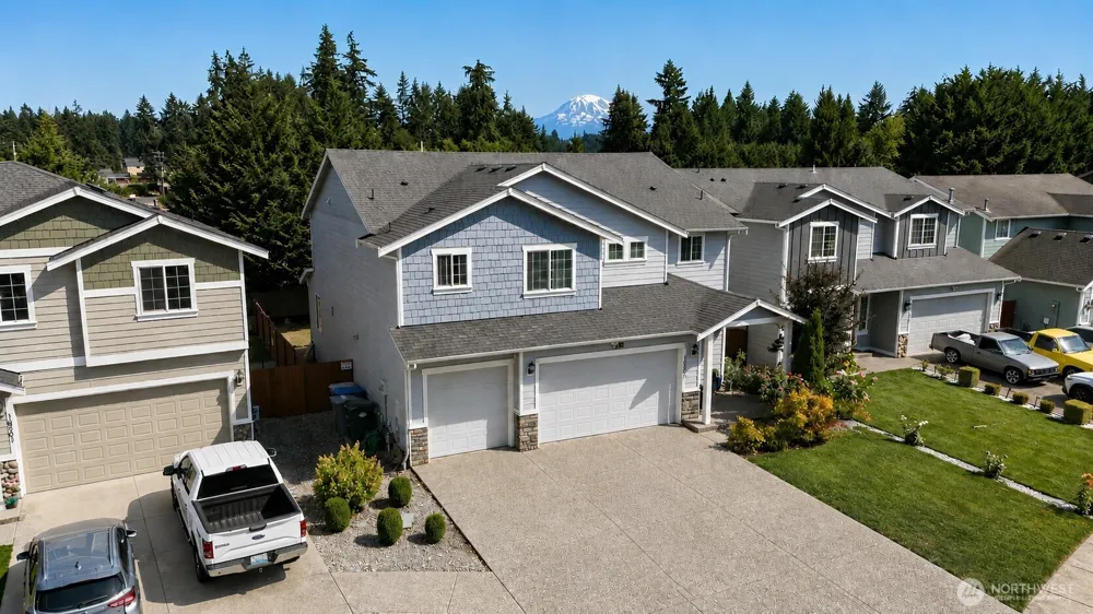 16305 25th Avenue Ct E Tacoma, WA 98445