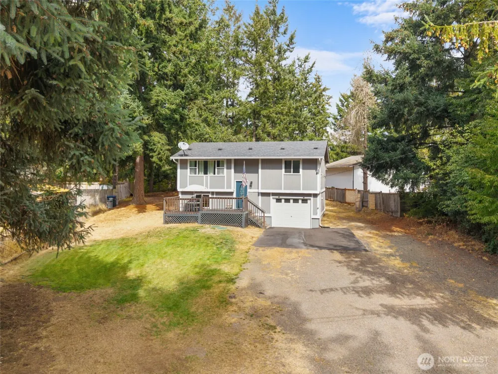 203 W Seattle Street Rainier, WA 98576