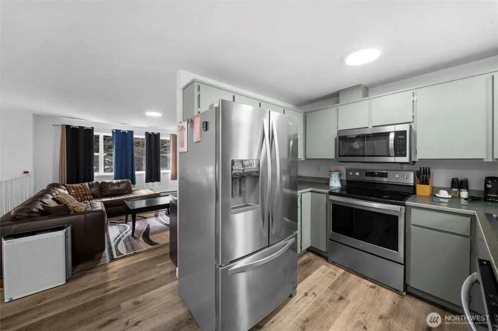 203 W Seattle Street Rainier, WA 98576