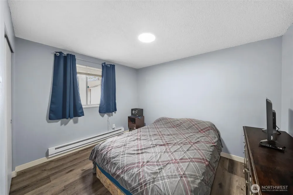 203 W Seattle Street Rainier, WA 98576