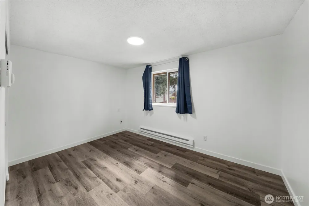 203 W Seattle Street Rainier, WA 98576