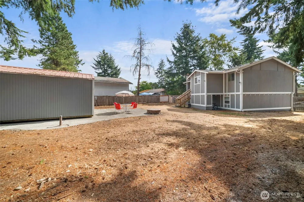 203 W Seattle Street Rainier, WA 98576