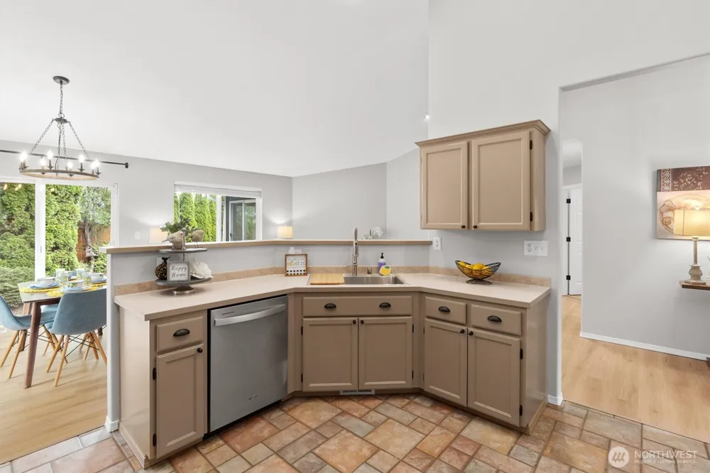 6715 176th Street Ct E Puyallup, WA 98375