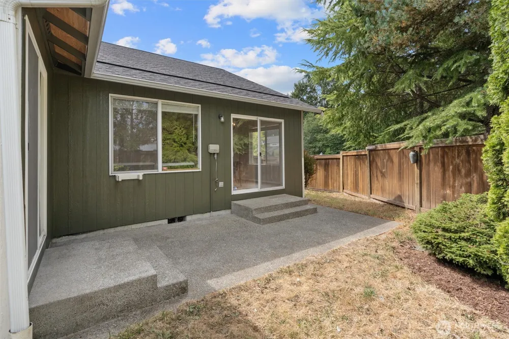 6715 176th Street Ct E Puyallup, WA 98375