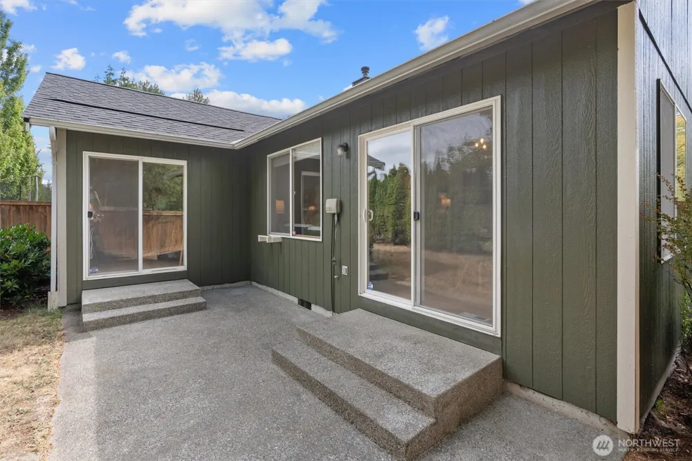 6715 176th Street Ct E Puyallup, WA 98375