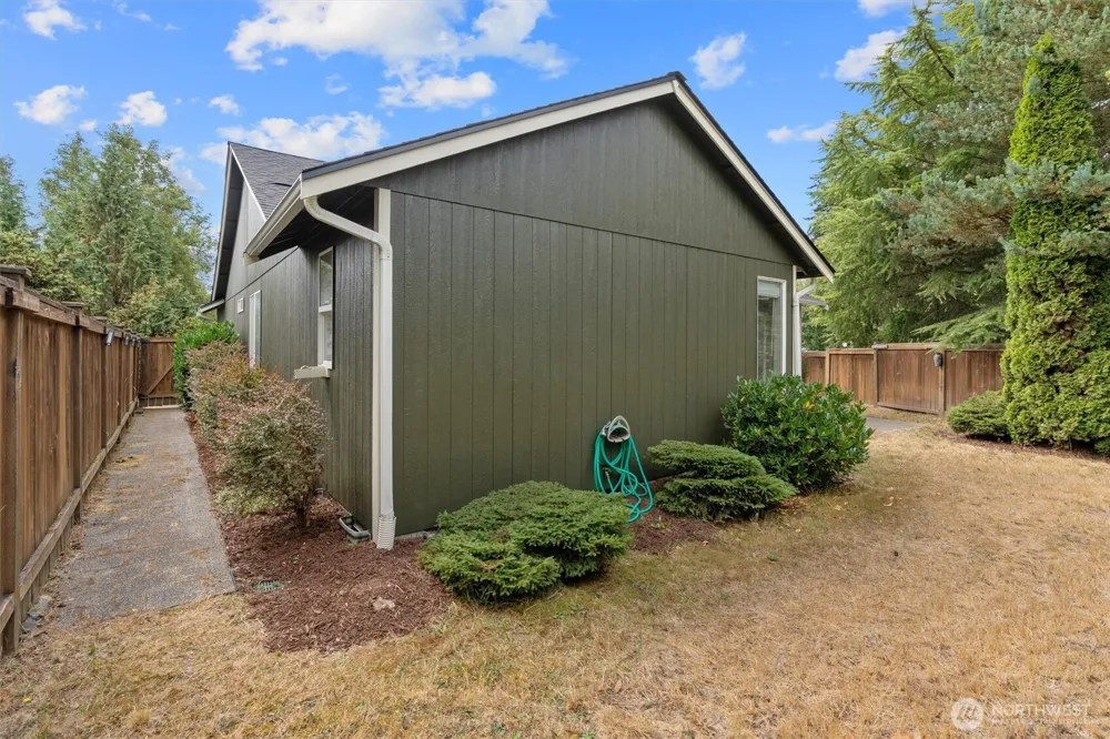 6715 176th Street Ct E Puyallup, WA 98375