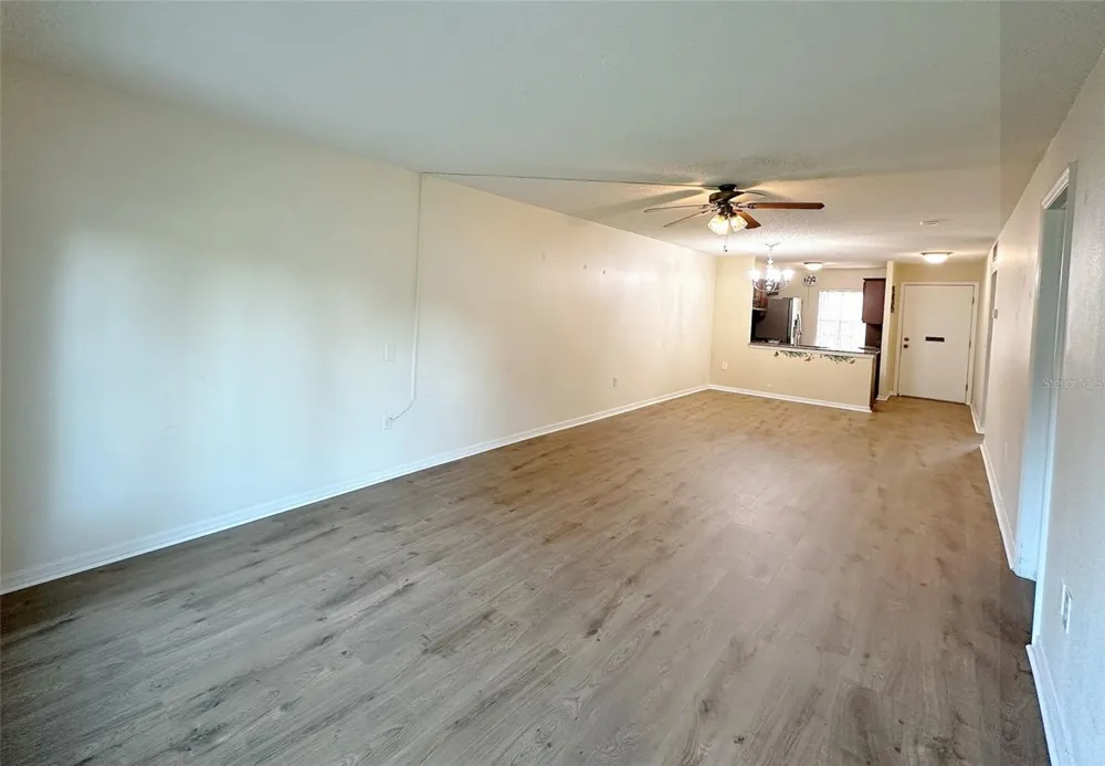 1279 MISSION HILLS BOULEVARD Clearwater, FL 33759
