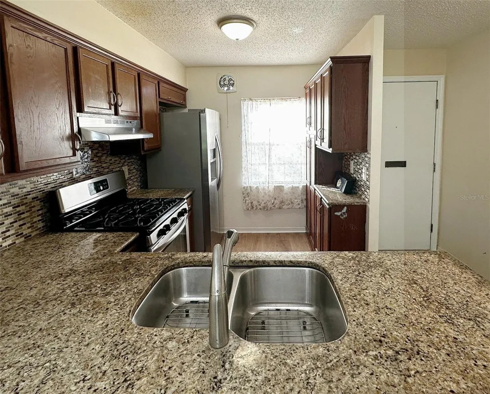 1279 MISSION HILLS BOULEVARD Clearwater, FL 33759