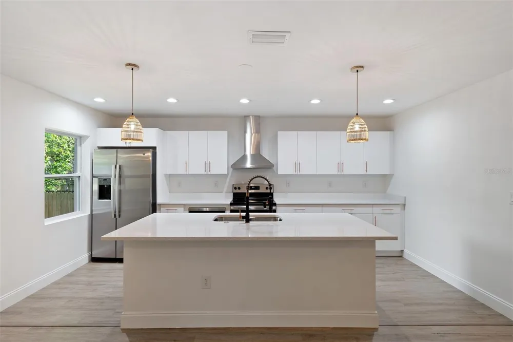 1315 TIOGA AVENUE Clearwater, FL 33756