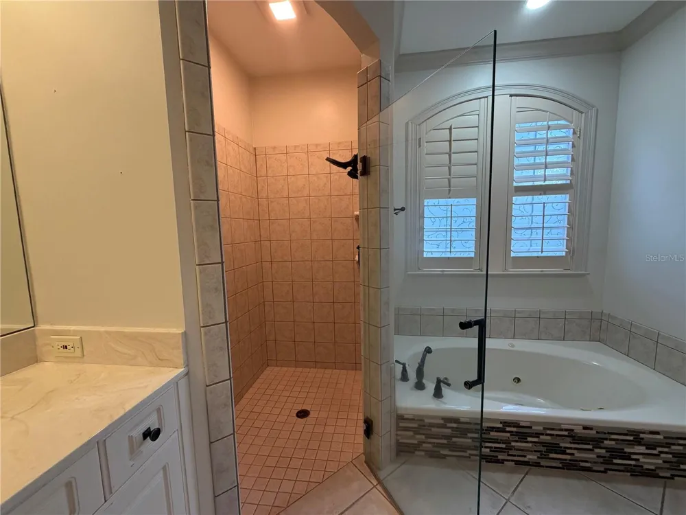 9717 SW 32ND LANE Gainesville, FL 32608