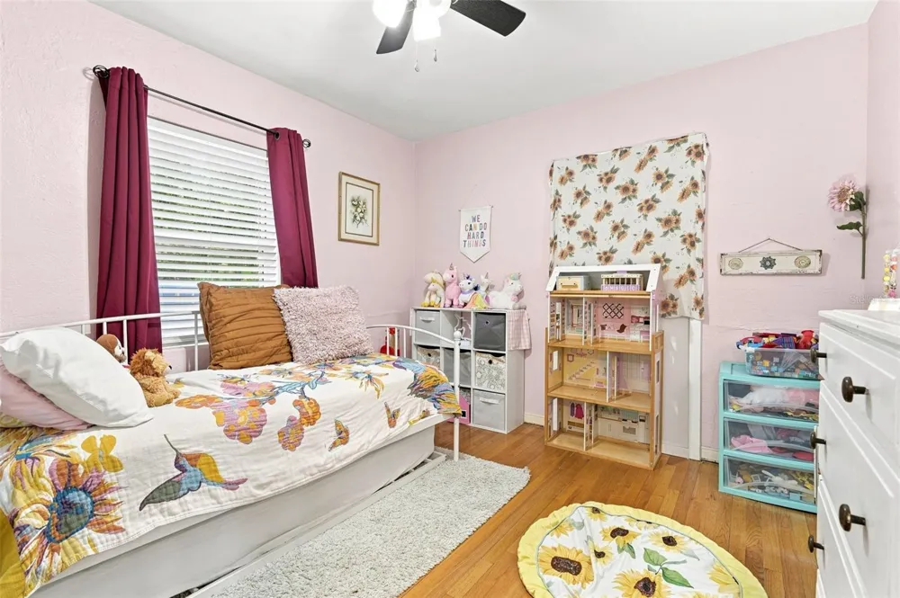 1119 W EUCLID AVENUE Deland, FL 32720