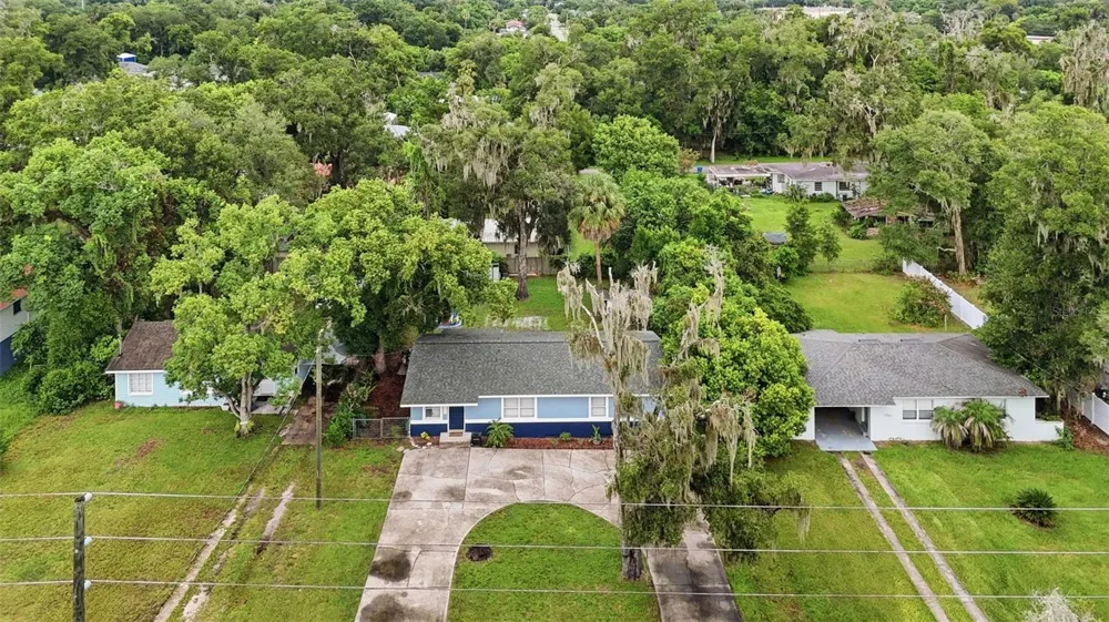 1119 W EUCLID AVENUE Deland, FL 32720