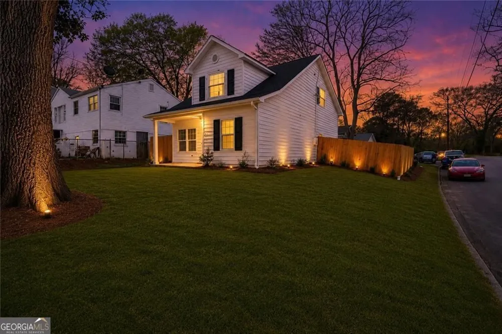56 Holly RD Atlanta, GA 30314